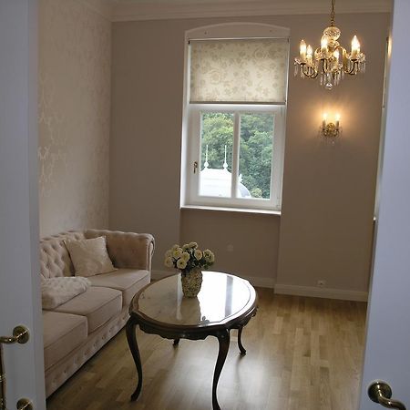 Апартаменты Apartman Lux Skroupova Карловы Вары Экстерьер фото